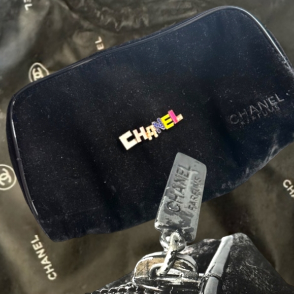 CHANEL Handbags - Chanel makeup bag with Pin